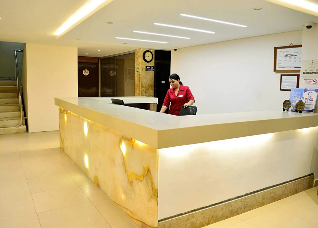 Hotel La Riviera