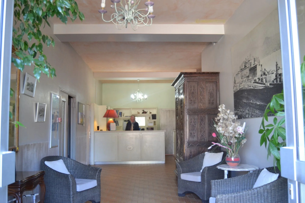Hotel Cyrnea