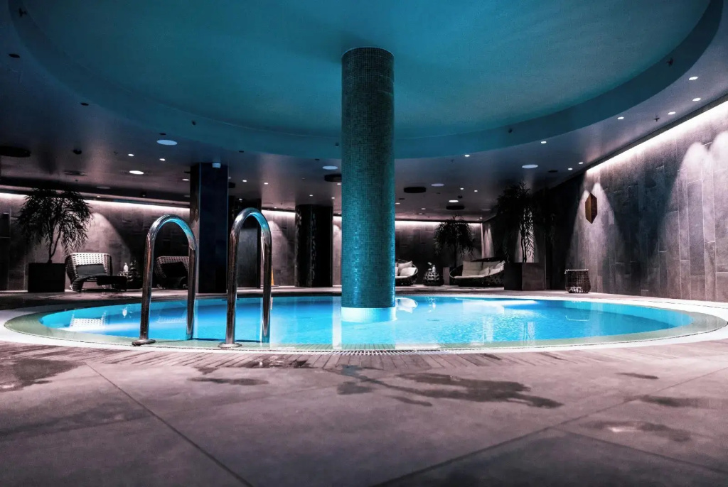 Clarion Hotel The Hub