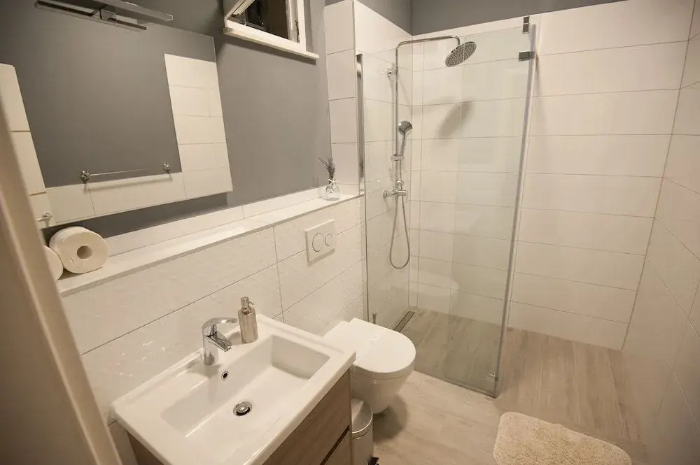 Seaside Luxury Suites