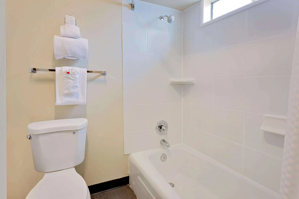 Travelodge by Wyndham Aberdeen