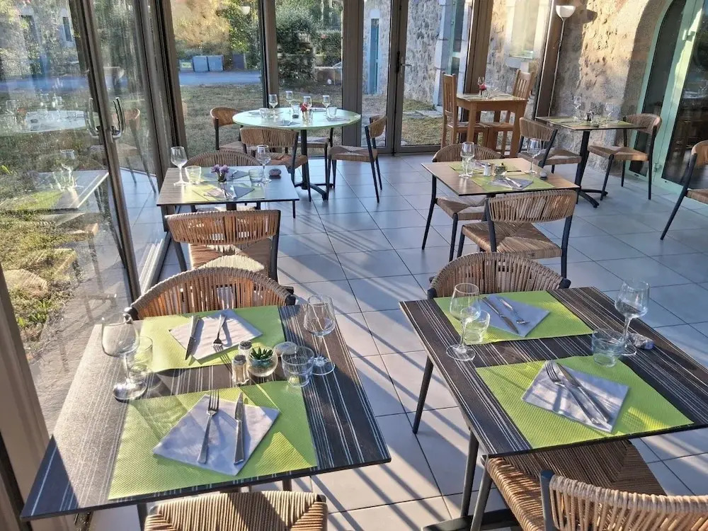 Logis hôtel linstant Mont le Viaur