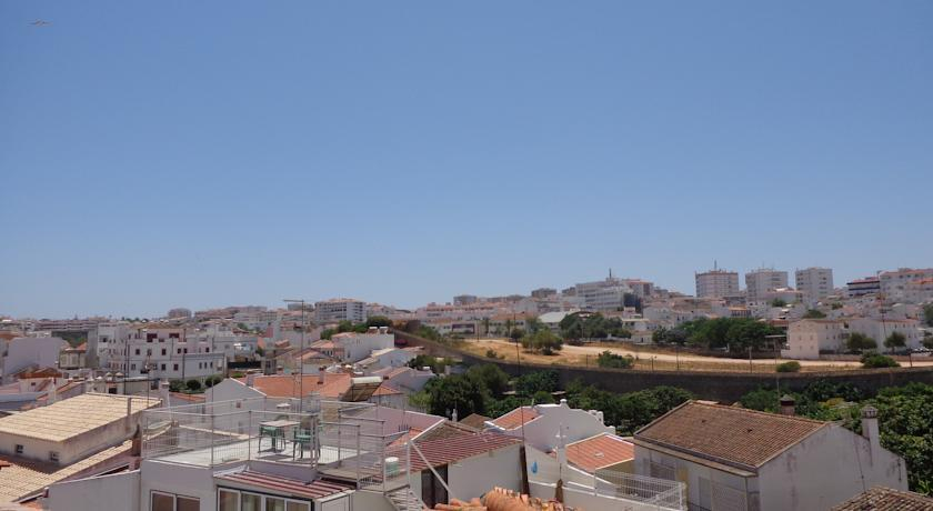 Muralha Holiday Apartments