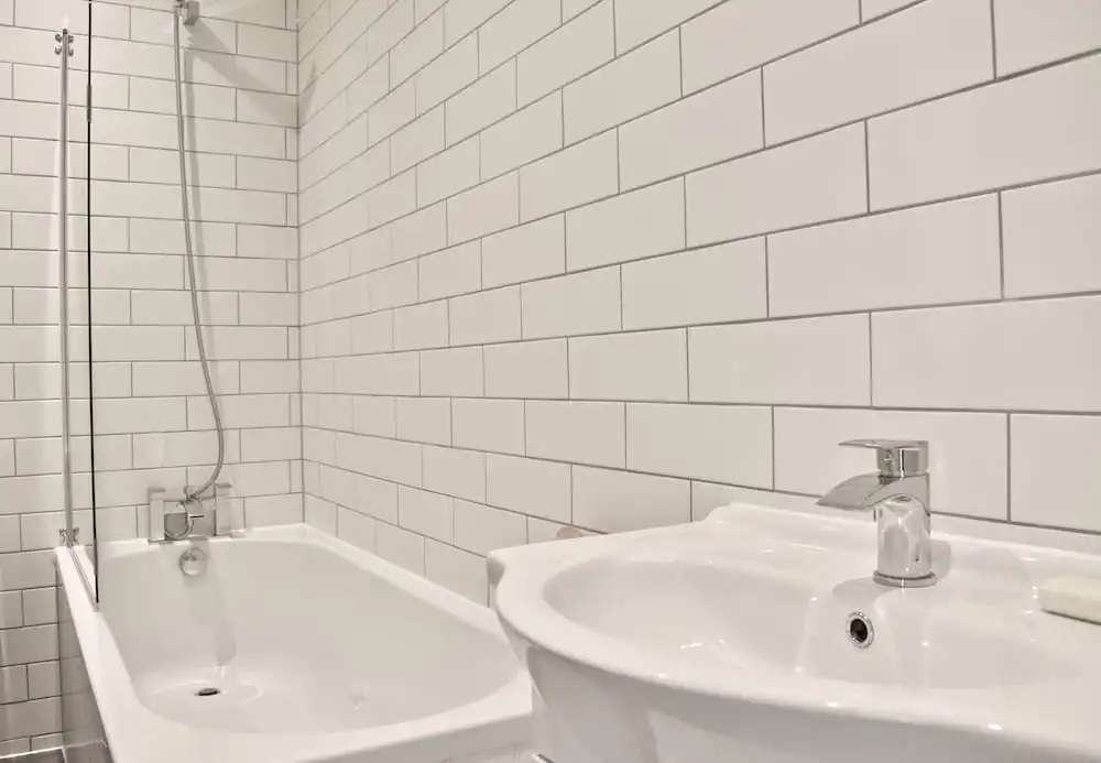 Modern 2 Bedroom Flat Near Brighton Station