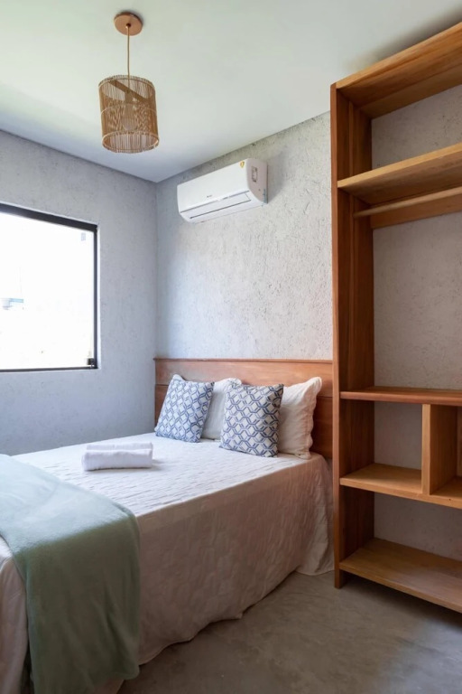 Incr vel Casa com Area Externa Particular