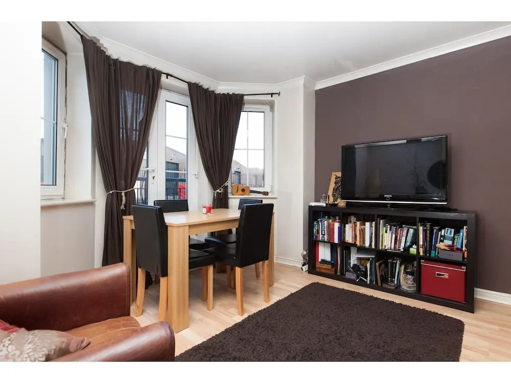 Cozy, Complete Flat for 4 in Leith