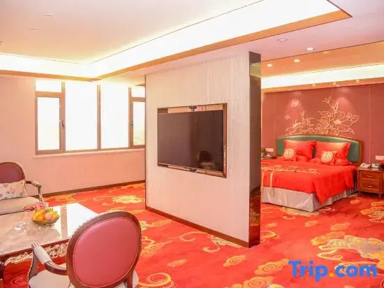 Longkou Nanshan Castle Hotel