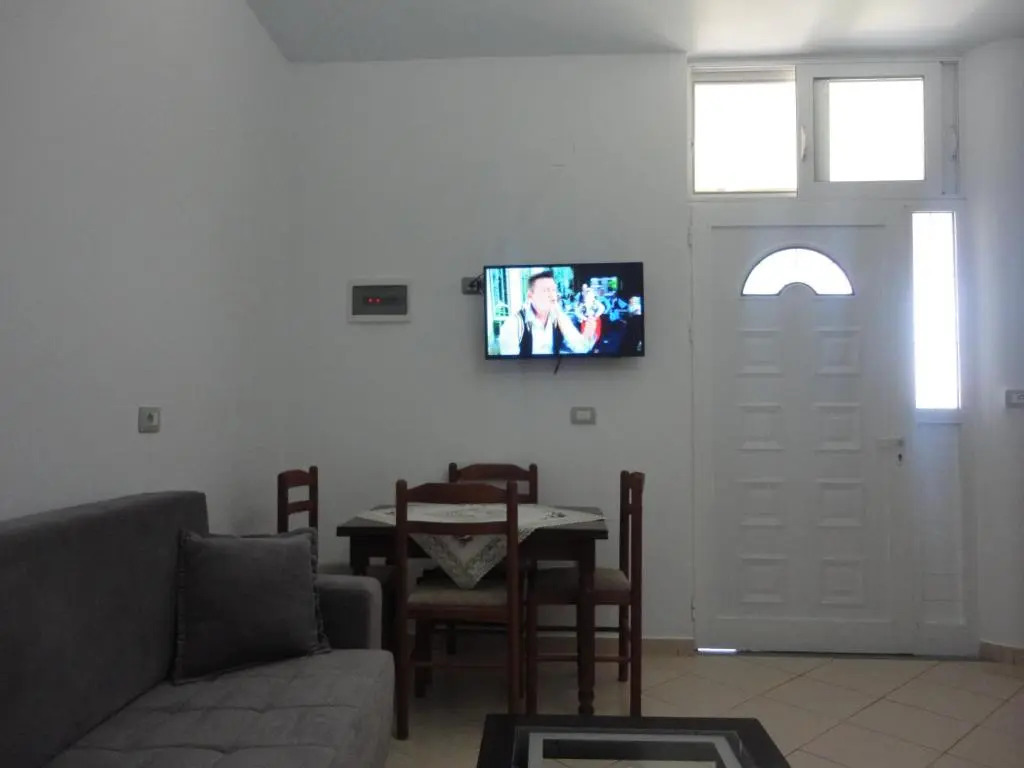 Oruci Apartments