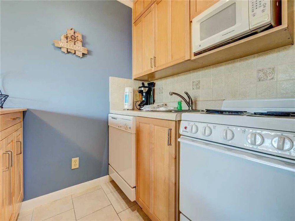 Seaside Villa 379 - One Bedroom Condo