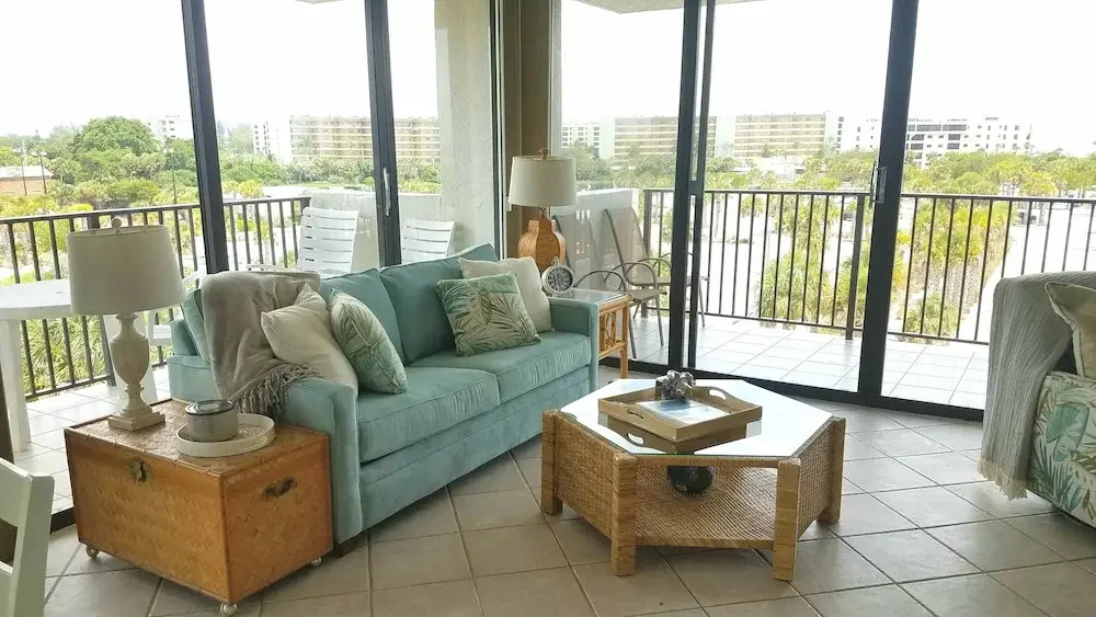 1055 Beach Condo E-404 2 Bedrooms 2 Bathrooms Condo