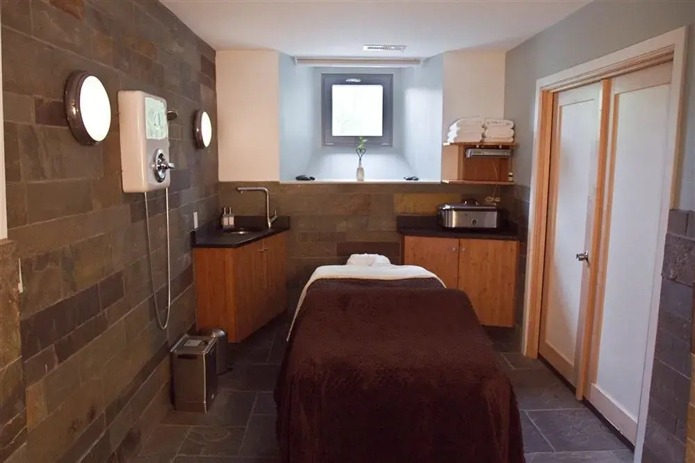 Butter Milk Falls Inn and Spa