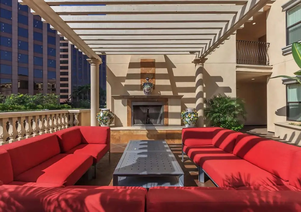 Downtown LA Artistic Apartments