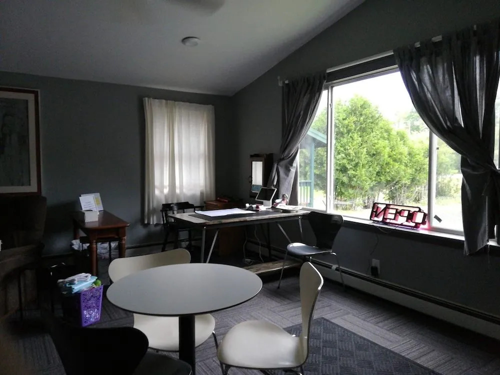Balsam Lake Motel