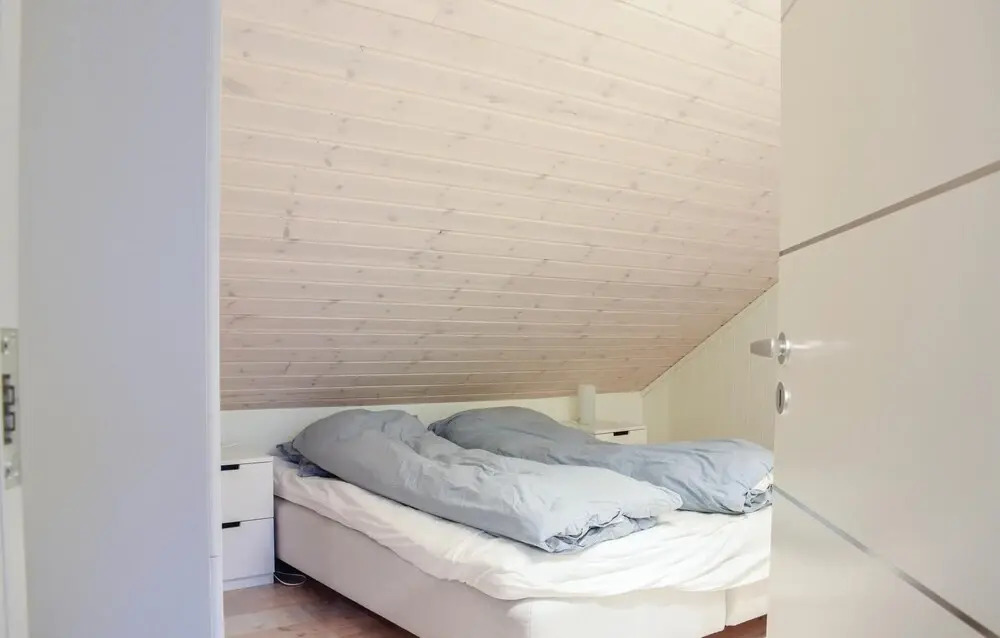 Nice Home in Farsund With 4 Bedrooms and Wifi