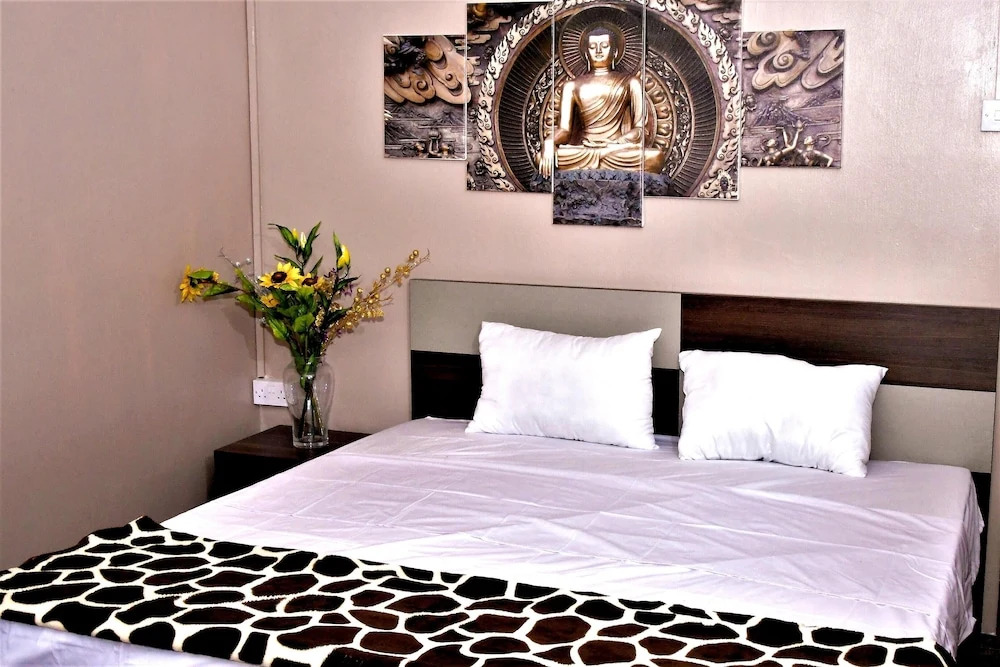 House with 5 Bedrooms in Riambel, with Furnished Terrace And Wifi