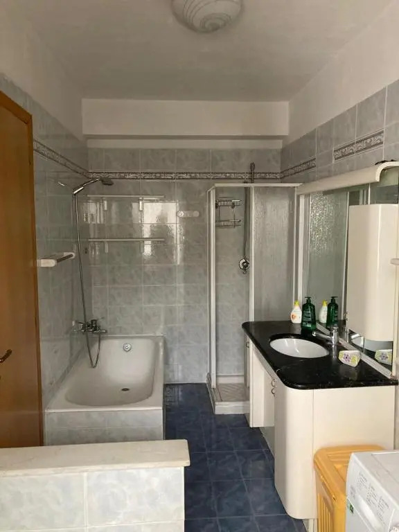 Appartamento 3 camere con parcheggio privato