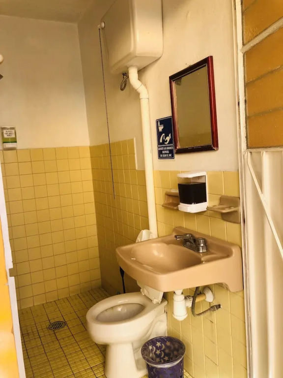 Los Nardos Hostel
