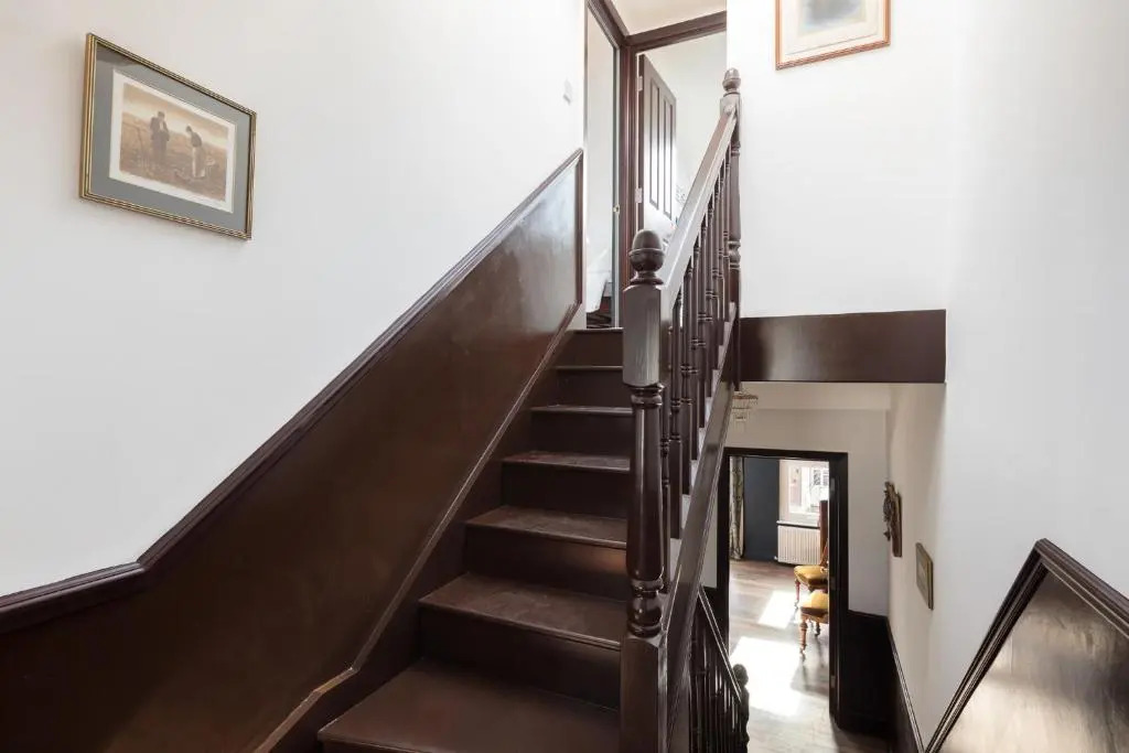 Courcy Road - 7 bedroom - sleeps up to 22