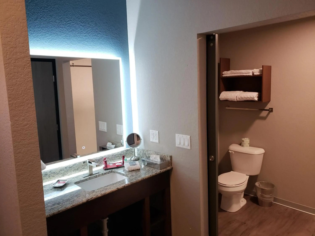 Best Western Premier Des Moines-Ankeny Hotel