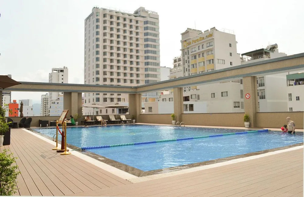 Maika Condotel