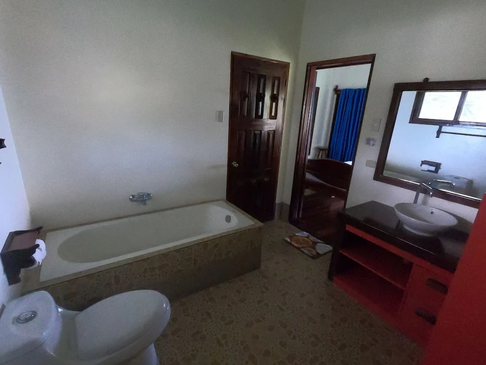 Siargao Sunrise Villa
