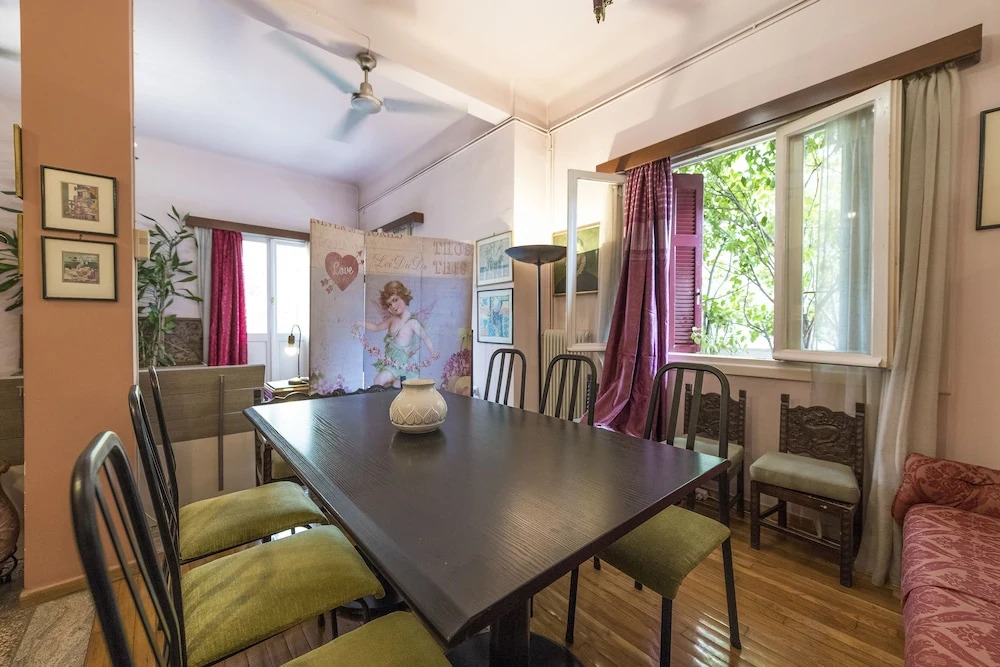Metaxourgio Luxury Suite