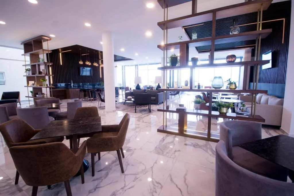 Real View Towers E504 by Casago
