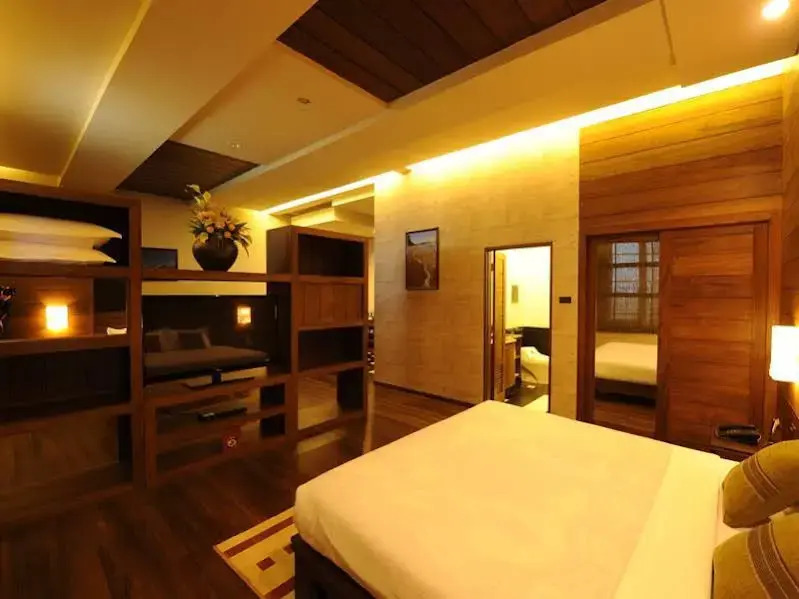 Ocean Paradise Resort