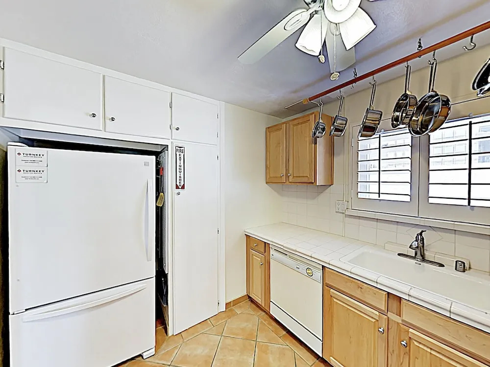 New Listing! Movie Colony Oasis W/ Pool & Spa 3 Bedroom Home