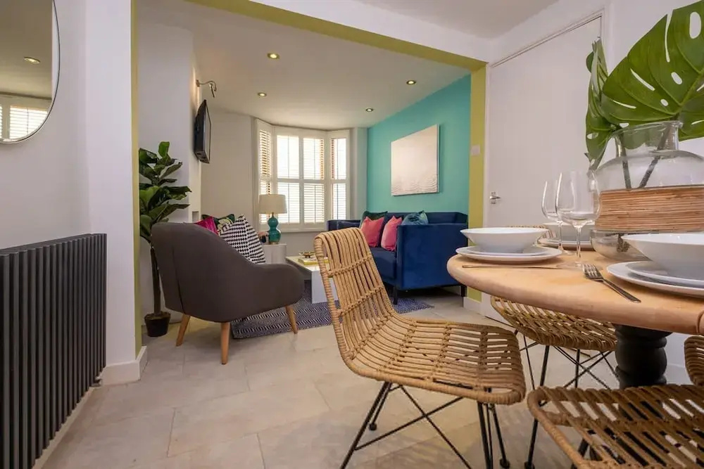 Host Stay The Brighton Breeze
