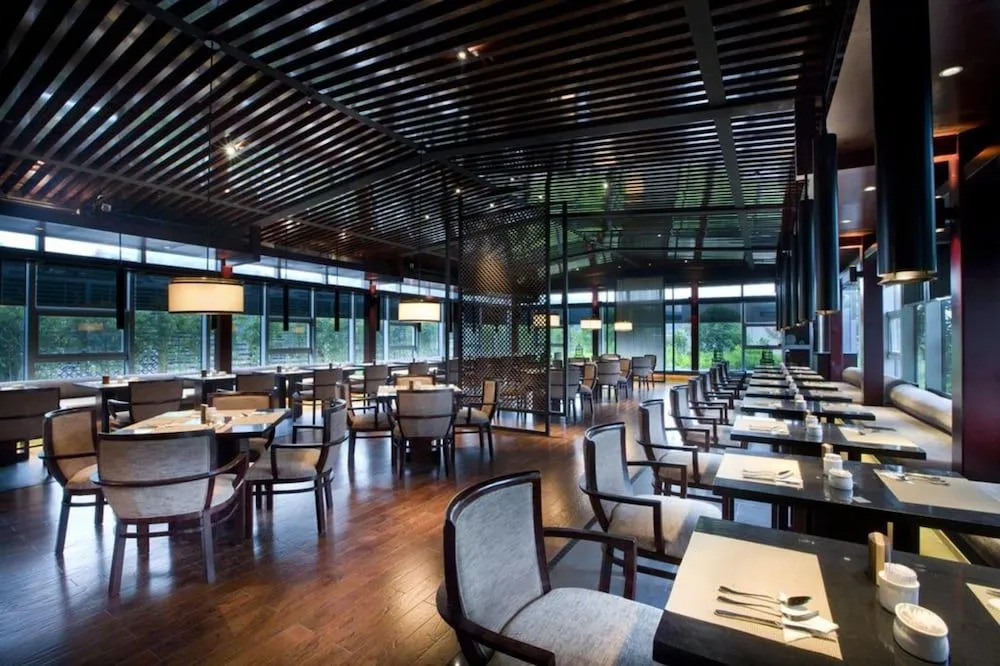 SSAW Boutique Hotel Xiaoshan City Center