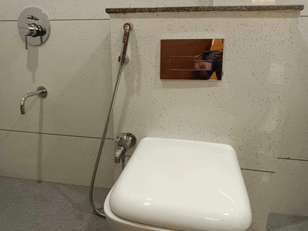 Tulsi Hotel