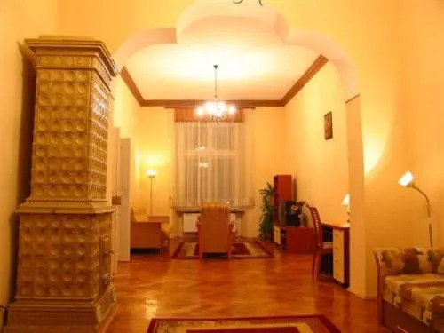 Main Market Square Apartments