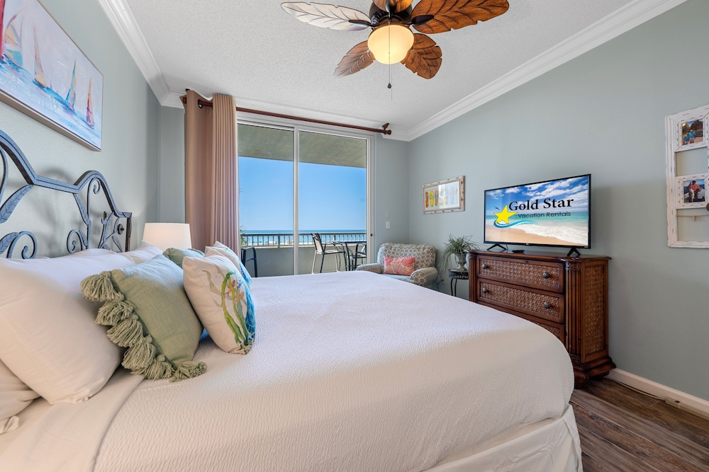 The Beach Club B202