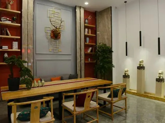 Kunming New Window Boutique Hotel