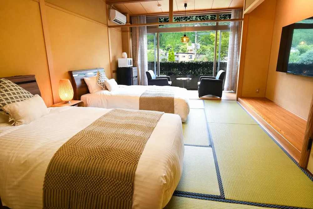 ＹＵＦＵＩＮ　ＦＬＯＲＡＬ　ＶＩＬＬＡＧＥ　ＨＯＴＥＬ