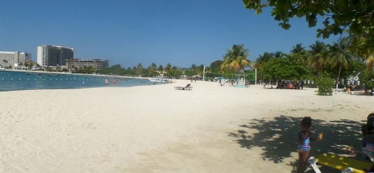 Beach Club 1 Bedroom Apartment