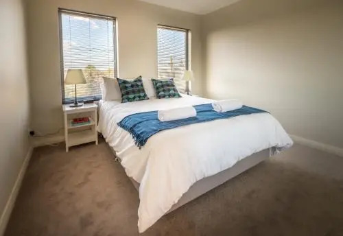 Woodlands Retreat