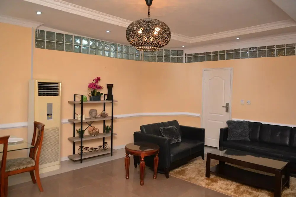 Aishar Residence