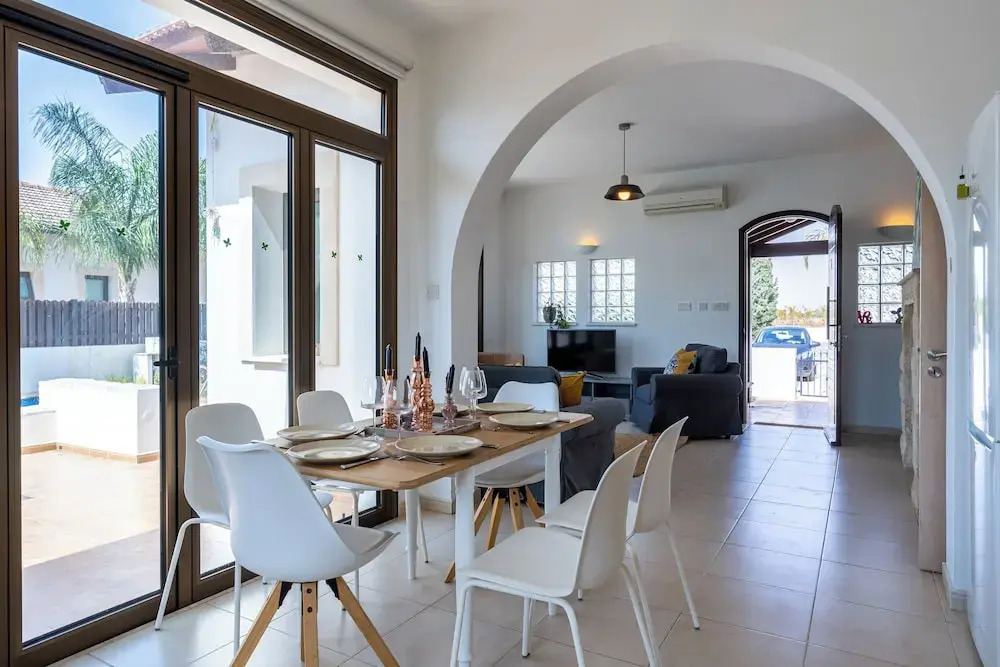 Lumina 2-Bedroom Villa and Pool in Ayia Napa
