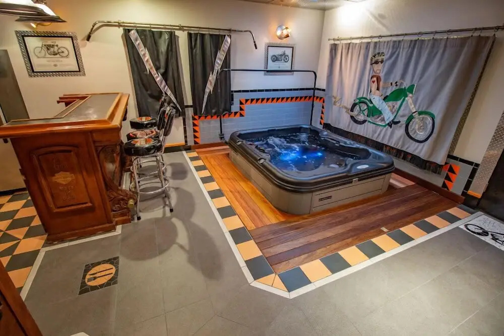 Adventure Suites