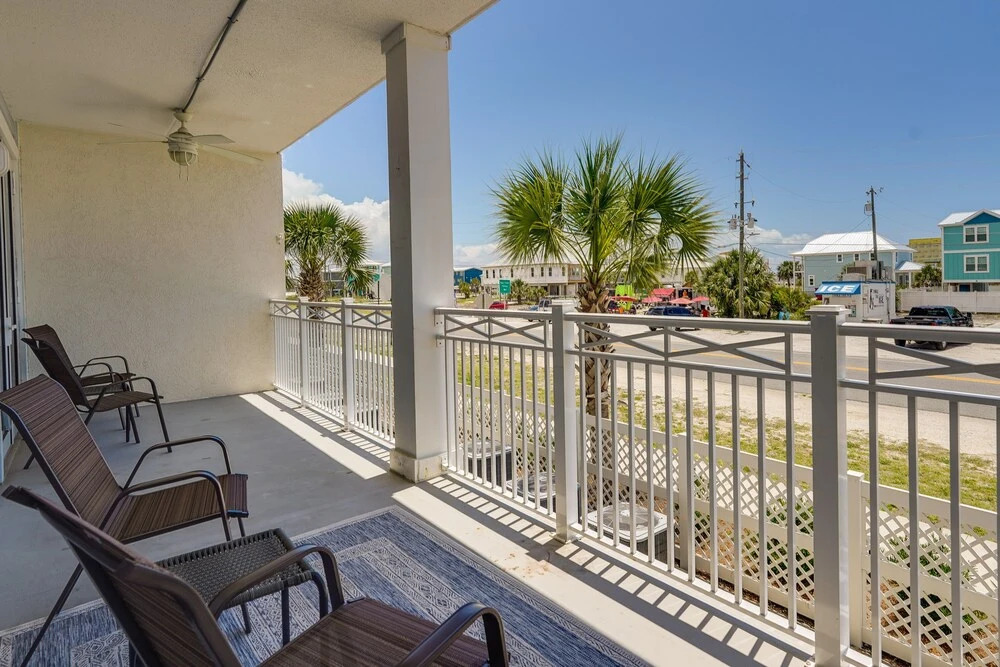 Mexico Beach Extended Stay, 2 Blocks to Ocean!