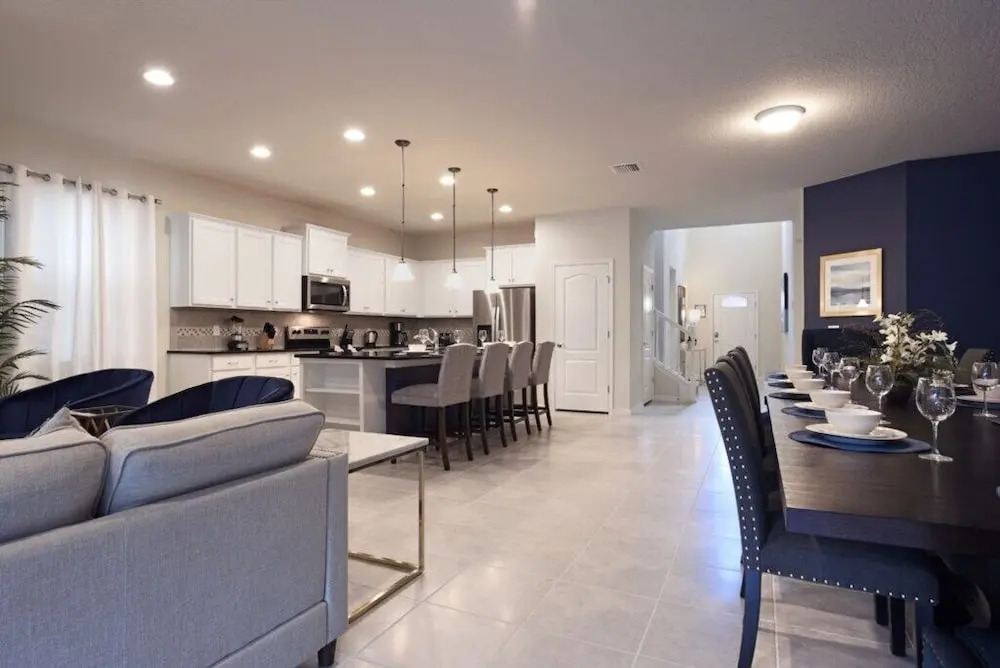 Windsor at Westside-8844MCDJGIL home