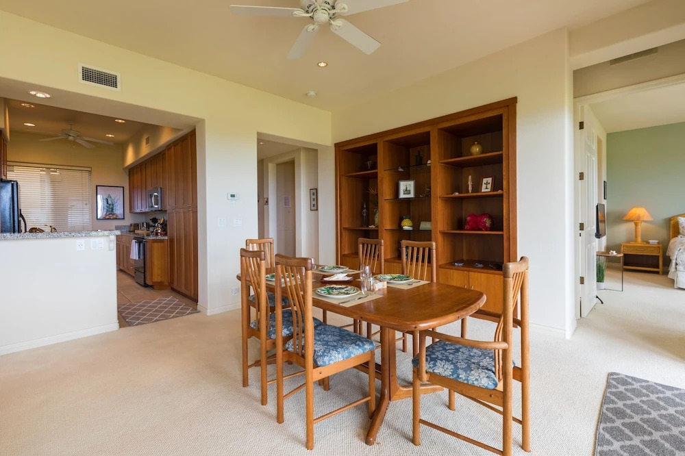 Hale Kaimana - 3 Br Condo