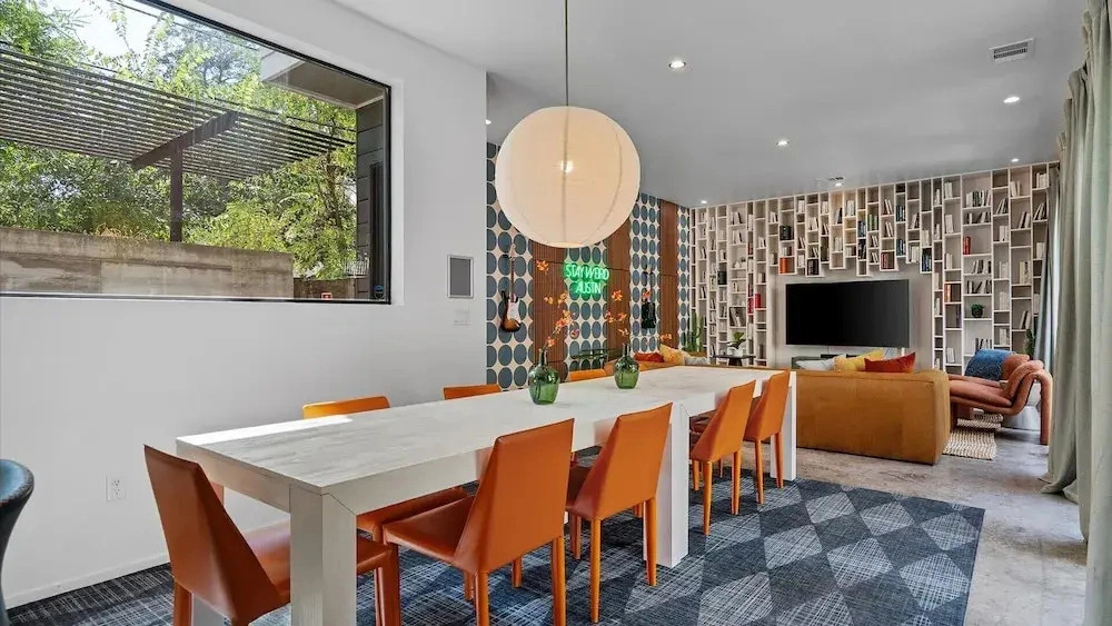 Luxury Group Retreat Near Rainey - Pool, Fire Pit