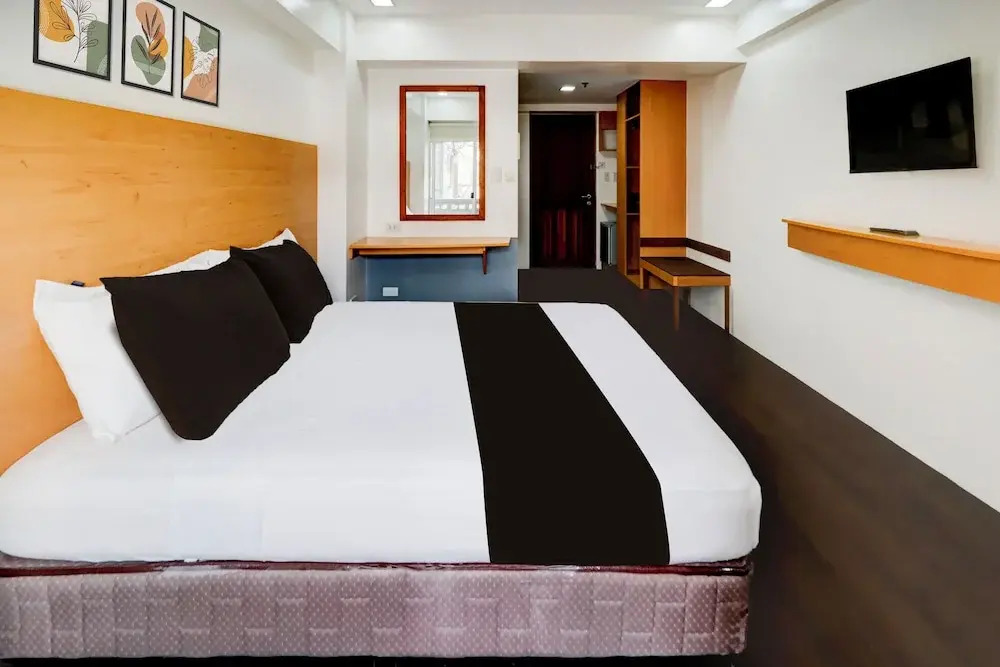 Collection O BRBlock Boutique & Residences, Santa Cruz Olympia, Makati