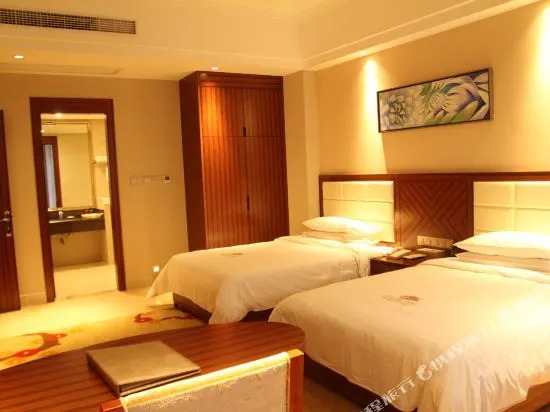 Pearl Bay Hotel