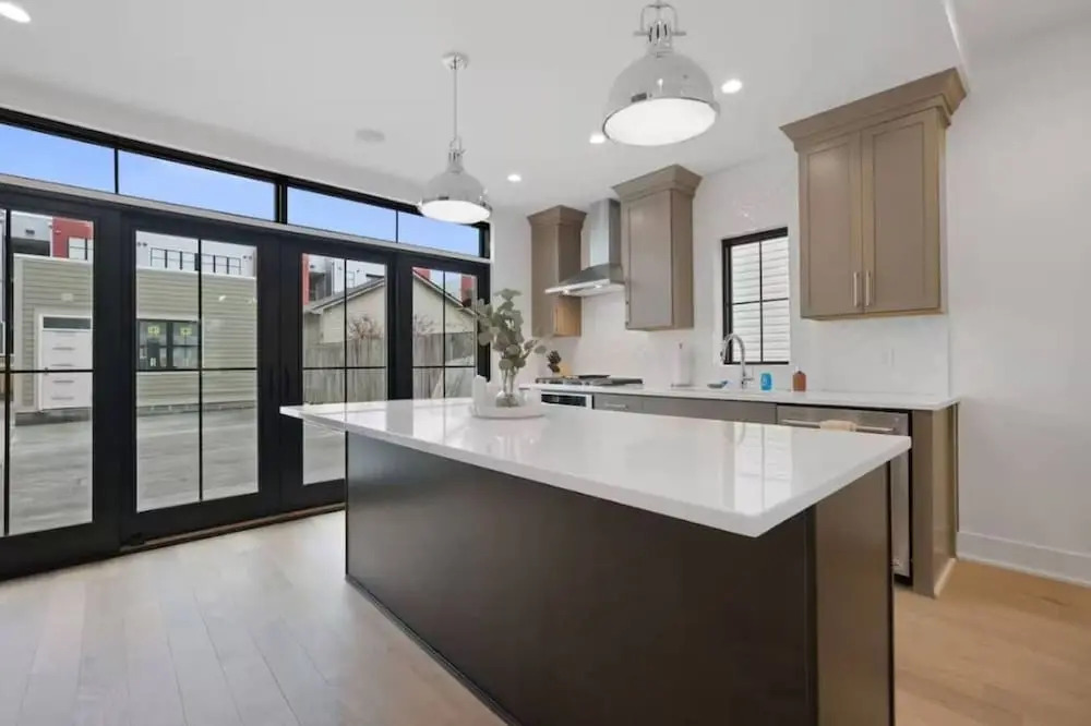 Jungle House Premier Residences – Downtown Columbus & Short North