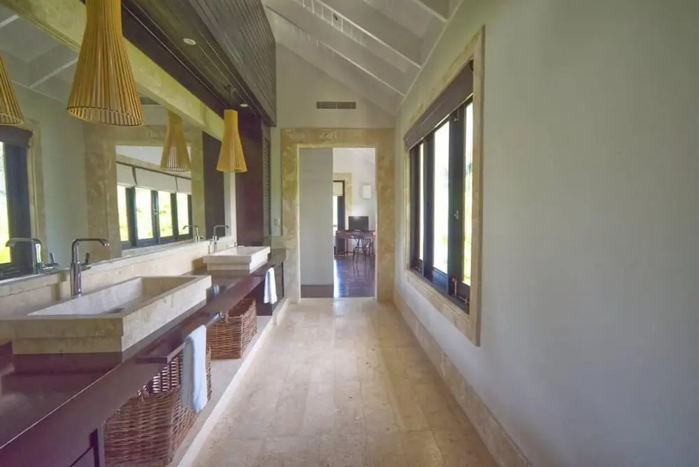 Dramatic Luxury Villa With Golf and Ocean View Walking Distance From the Beach
