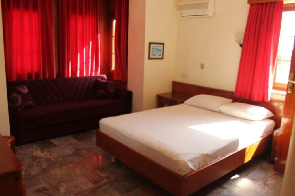 Nar Hotel